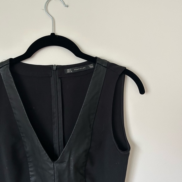 Zara Trafaluc Fitted Little Black Dress with Faux Leather Detail • Size S - Picture 4 of 4